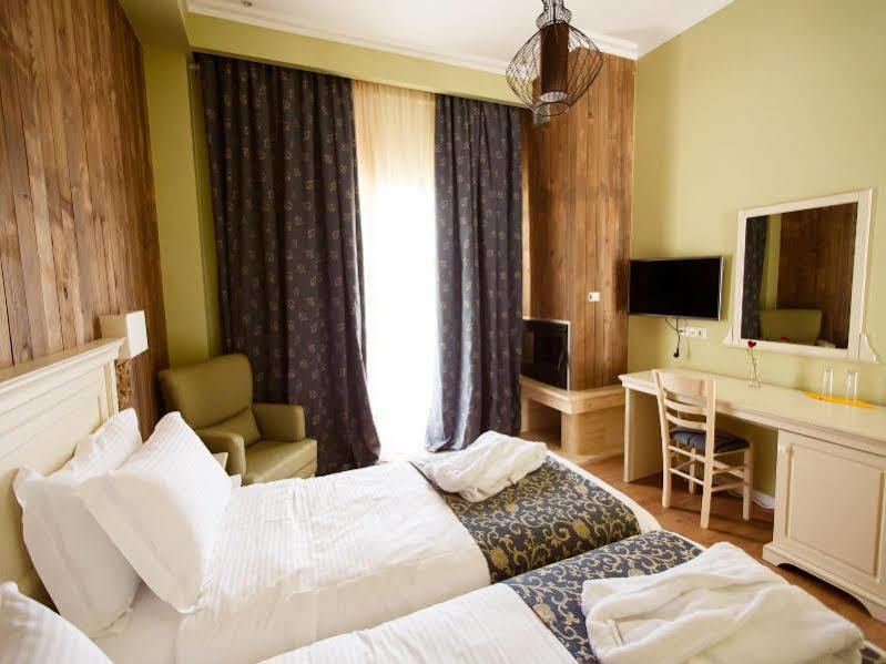 Irenes Resort Loutraki  Exterior photo